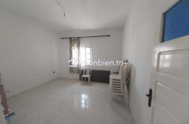 A vendre une villa à Raoued