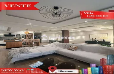Villa à Khezema ouest , dans un quartier résidentiel