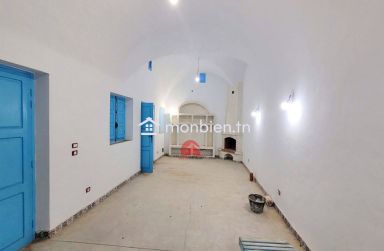 HOUCH DJERBIEN À VENDRE À HOUMT SOUK ZU