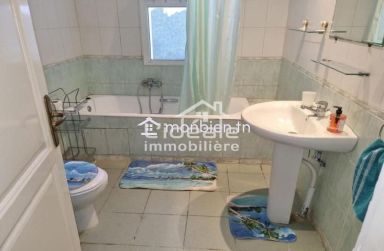 Offrez-vous des vacances de rêve dans un appartement pied dans l’eau à Hammamet Nord !