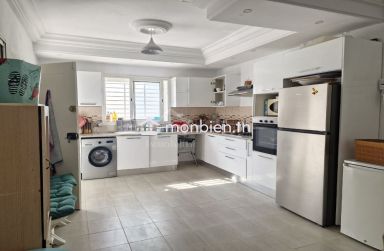 Villa avec jardin et piscine à vendre à Hammamet Sud51355351