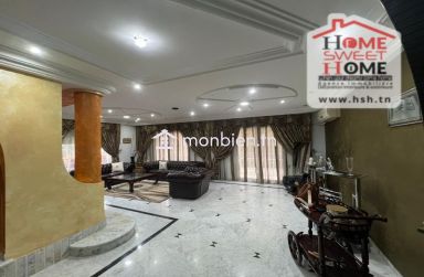 Villa S3 Akuil à Vendre à Ain Zaghouan Sud