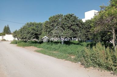 Terrain de 423 m² dans la zone de Sidi Mahressi à vendre 51355351