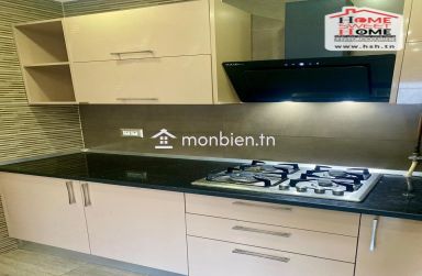 Etage de Villa S2 Bravissi à Louer à La Marsa