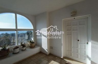 À Louer : Superbe Appartement S+2 Meublé avec Vue Mer