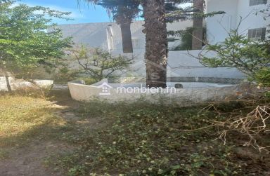 Une villa avec jardin à vendre à Hammamet 51355351