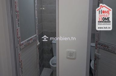 Local Riva à Louer à Montfleury