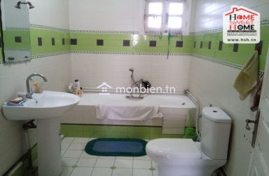 Etage de Villa Aube Florale à Louer à EL Mourouj 4