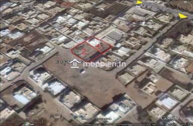 Terrain de 747 m² avec maison Route EL AIN km 2