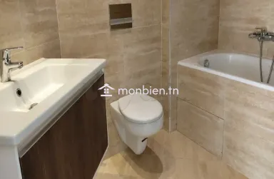 Très bel appartement S+2 avec jardin à Ennasr 2