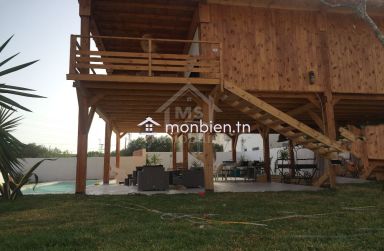 Villa S+4 avec piscine à Hammamet à vendre 51355351