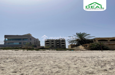 Terrain pieds dans l'eau à Chott Meriam