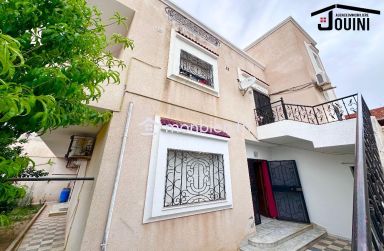 Grande Maison 300 m² à Sidi Hassine Tunis