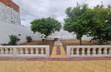 Maison S+2 avec jardin à vendre à Hammamet 51355351