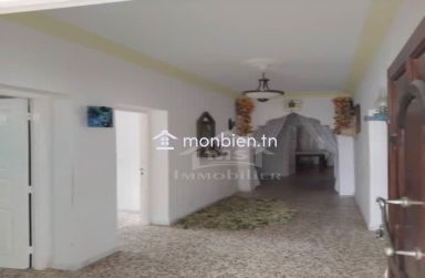 Maison S+3 avec jardin et garage à vendre à Hammamet51355351
