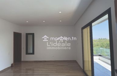 une somptueuse villa neuve au style résolument moderne à Besbasia