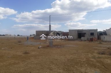 Deux lots de terrain jumelés et clôturés de 527 m² à vendre 51355351