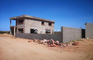 Villa S+4 encours de construction à vendre à Korba 51355351