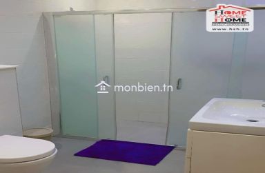 RDC de Villa Lorienya  Meublé à Louer à La Marsa Corniche