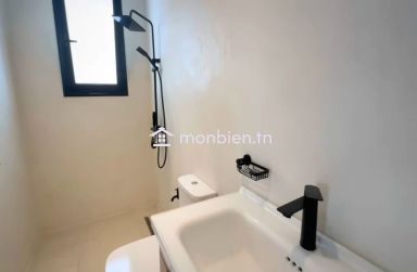 Villa avec jardin et piscine à vendre à Hammamet Sud51355351