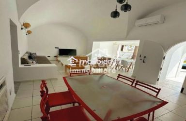 Villa d’exception à louer – Séjour de prestige en bord de mer à Hammamet