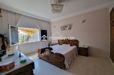 Maison S+2 avec jardin à vendre à Hammamet Sud 51355351