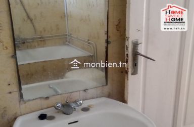 Etage de Villa Tiras à Vendre à Bardo