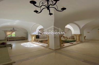 Location estivale: Grande Villa meublée avec piscine à louer 51355351