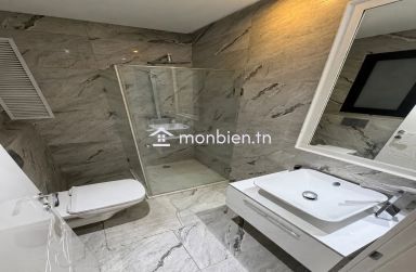 Appartement S+3 Meublé Haut Standing à Ennasr