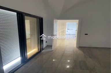 Charmante villa s+3 avec piscine à Hammamet à vendre 51355351
