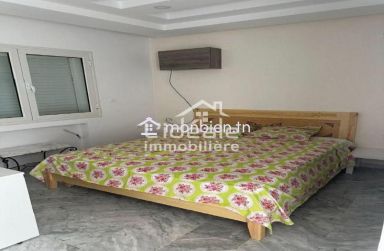 Disponible à la location à l’année une charmante villa proche de jinen Hammamet