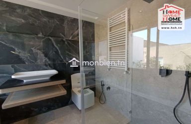 Triplex Alice à Vendre à La Soukra