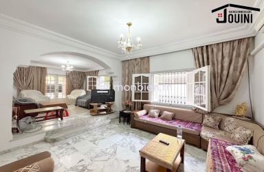 Grande Villa Près De Fatouma Bourguiba Au Bardo