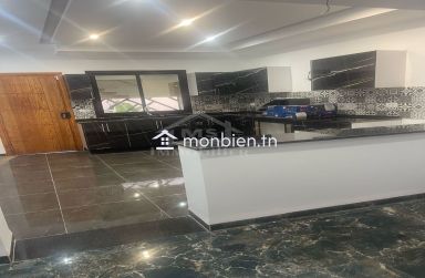 A vendre à Manaret Hammamet, Villa S+5 avec piscine 51355351