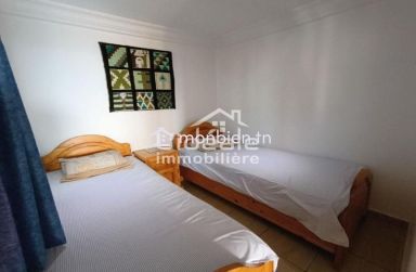 À Louer : Superbe Appartement S+2 Meublé avec Vue Mer