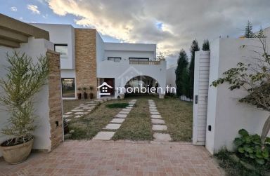 Villa S+4 toute neuve avec grand jardin à vendre à Hammamet Sud 51355351