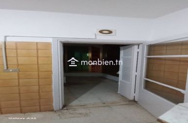 un appartement S+3 situé à Manar 1