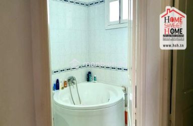 Etage de Villa Konfita à Vendre à La Marsa